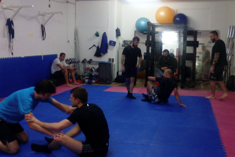 Grappling sparing